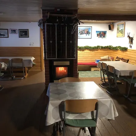 Hostel Koca Pri Jelenovem Studencu Kocevje